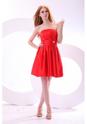 Simple Strapless A-line Mini-length Red Prom Dress with Ruching