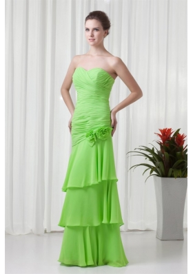 Champagne A-line Strapless Knee-length Taffeta Ruching Prom Dress