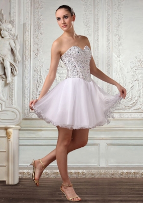 Lovely Short White Sweetheart Prom Dress with Beading