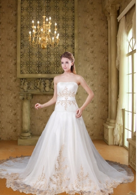 2015 Affordable Strapless Chapel Train Embroidery Wedding Dresses