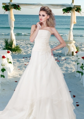 Custom Made Appliques Wedding Dress with Sweetheart