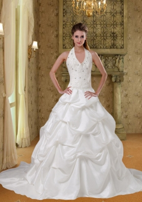 Romantic Halter Sleeveless Wedding Dresses with Pick Ups