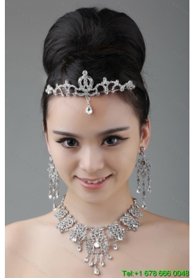Vintage Style Rhinestone Alloy Jewelry Set Including Crown Necklace And Earrings