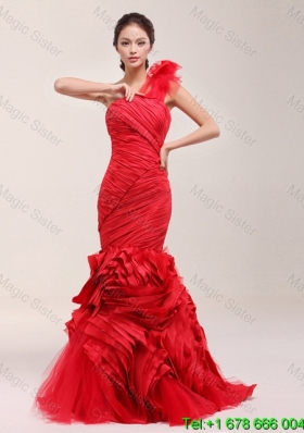 Classical 2016 Ruching and Ruffles Brush Train Wedding Dress in Red