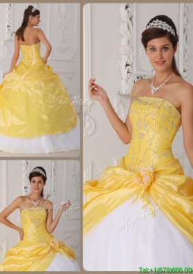 Cheap Appliques Quinceanera Gowns with Hand Made Flower