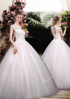 2016 Romantic Ball Gown Scoop Wedding Dresses with Appliques