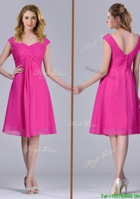 Hot Pink Empire Knee-length Chiffon Ruching Short Bridesmaid Dress for Graduation