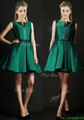Elegant  A Line Green Short Mother Dresses  with Beading and Belt