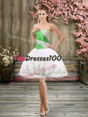 High End Sleeveless Embroidery Lace Up Prom Party Dress