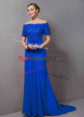 Eye-catching Blue Mother of the Bride Dress Chiffon Sweep Train Short Sleeves Lace
