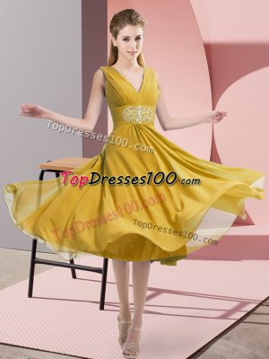 Pretty V-neck Sleeveless Bridesmaid Dresses Knee Length Beading Gold Chiffon