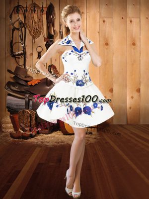 Fantastic White Halter Top Lace Up Embroidery Prom Gown Sleeveless