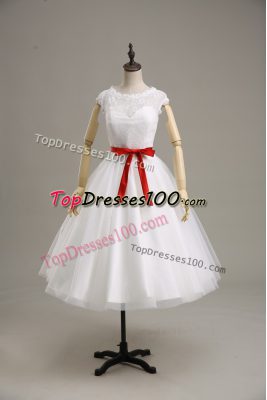 White Short Sleeves Tulle Clasp Handle Wedding Dress for Wedding Party