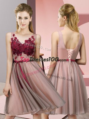 Baby Pink Tulle Lace Up V-neck Sleeveless Knee Length Quinceanera Court Dresses Appliques
