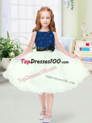 Unique Blue And White Zipper Flower Girl Dresses for Less Sequins and Hand Made Flower Sleeveless Knee Length
