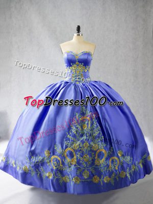 Trendy Sweetheart Sleeveless Quinceanera Gown Floor Length Embroidery Purple Satin