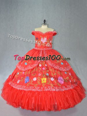Red Lace Up Vestidos de Quinceanera Embroidery Sleeveless Floor Length