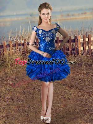Sweet Knee Length Royal Blue Prom Party Dress Off The Shoulder Sleeveless Lace Up