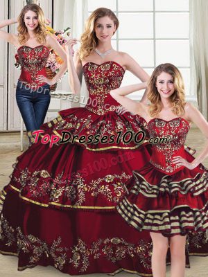 Eye-catching Sleeveless Embroidery and Ruffled Layers Lace Up Quinceanera Gowns
