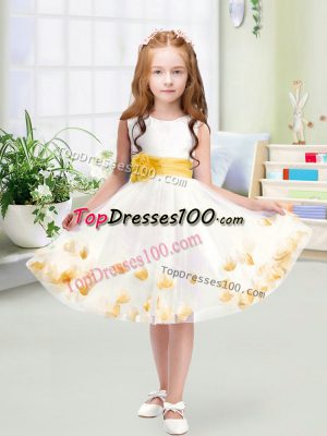 Knee Length White Flower Girl Dresses for Less Tulle Sleeveless Appliques and Belt