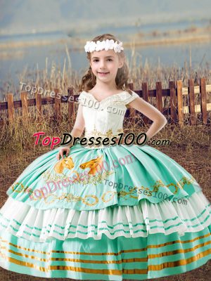 Charming Apple Green Off The Shoulder Lace Up Embroidery Little Girls Pageant Dress Sleeveless