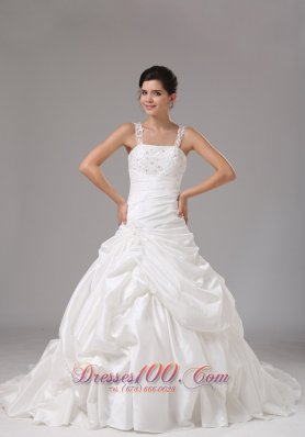 Straps A-line Wedding Dress With Embroidery Decorate For Wedding Party - Top Selling