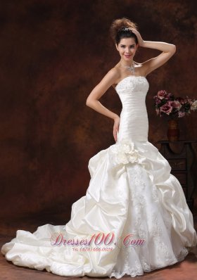 Champagne Mermaid and Ruched Bodice For 2013 Wedding Dress With Lace Decorate Bust Hand Made Flowers - Top Selling