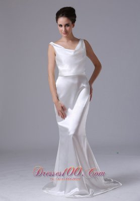 Mermaid V-Neck Simple Brush / Sweep Garden / Outdoor Taffeta Wedding Dress - Top Selling