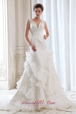 Luxurious Mermaid V-neck Court Train Organza Beading and Appliques Wedding Dress