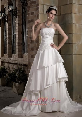 Fashionbale A-line Strapless Court Train Taffeta Appliques Wedding Dress