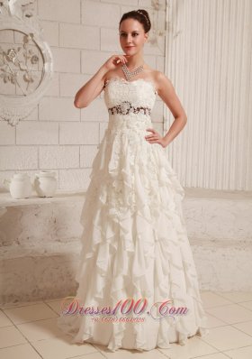 Lace and Chiffon Ruffled Pretty A-line Wedding Dress With Brush Train