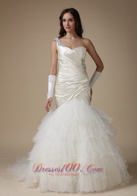 Fashionbale Mermaid One Shoulder Court Train Taffeta and Organza Appliques and Ruch Wedding Dress