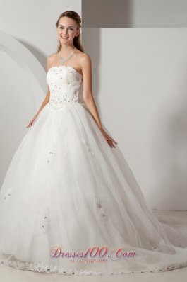 Beautiful A-line Strapless Court Train Chapel Train Organza Beading Wedding Dress