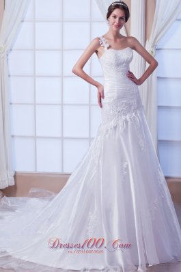 Beautiful Mermaid One Shoulder Chapel Train Organza Embroidery Wedding Dress