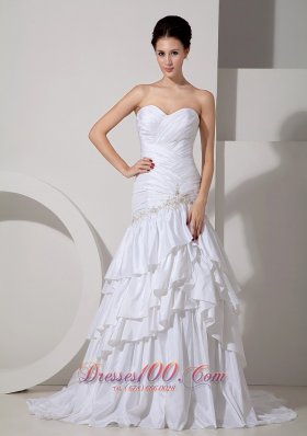 Beautiful Wedding Dress Mermaid Sweetheart Appliques and Ruch Court Train Taffeta