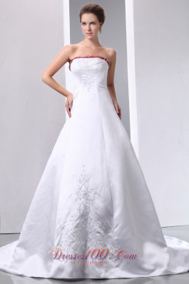 Luxurious Wedding Dress A-line Embroidery With Beading Strapless Chapel Train Satin
