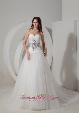 Elegant A-line Sweetheart Chapel Train Taffeta and Organza Beading Wedding Dress