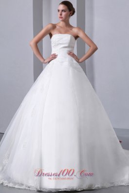 Beautiful A-line Strapless Appliques Wedding Dress Chapel Train Satin and Organza