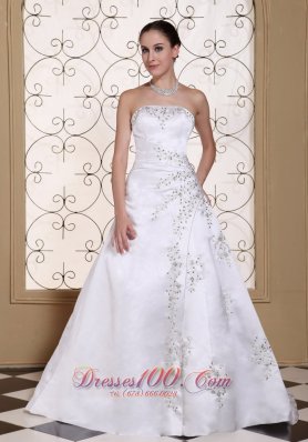 Embroidery With Beading On Satin Elegant A-line For 2013 Wedding Dress