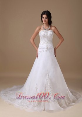 Beautiful A-line Strapless Chapel Train Organza and Taffeta Appliques Wedding Dress