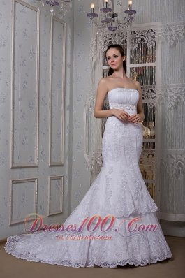 Fashionable Mermaid Strapless Court Train Taffeta and Lace Wedding Dress
