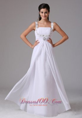 Simple Straps Ruched Bodice and Appliques Decorate Wedding Dress In Glastonbury Connecticut