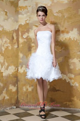 Beautiful A-line Strapless Mini-length Tulle Ruch Wedding Dress
