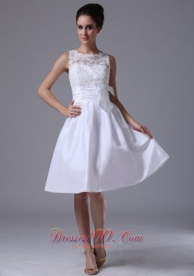 Taffeta A-Line Scoop Knee-length Beach / Destination Wedding Dress With Bowknot