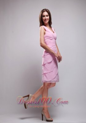 2013 Pink Column V-neck Knee-length Chiffon Ruch Prom / Homecoming Dress