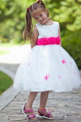 New White Ball Gown Scoop Tea-length Taffeta and Tulle Hand Made Flowers Flower Girl Dress