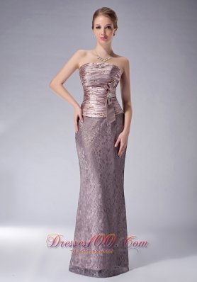 2013 Fashionable Lavender Column Strapless Mother Of The Bride DressLace Ruch Floor-length