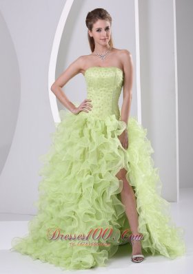 2013 High Slit Beaded and Ruffled Yellow Green Brush Train Dama Dresses for Quinceanera Satin and Organza