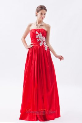 2013 Red Column / Sheath Strapless Prom Dress Taffeta Appliques Floor-length