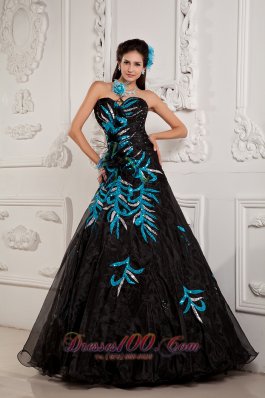 2013 Pretty Black A-line / Princess Prom Dress Sweetheart Beading and Appliques Floor-length Chiffon